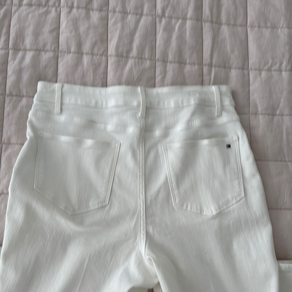 Tommy Hilfiger White Denim Bootcut Pants with Marine Style Buttons Size 12 NWOT - Picture 5 of 5